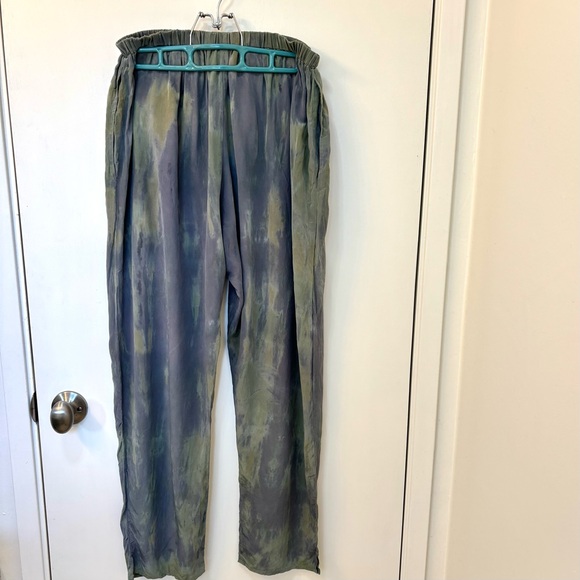 URU Kristine St Rrik Silk Green Blue Tie-Dye Pull On Pencil Pants Medium - Picture 2 of 9